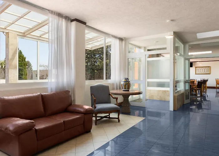 Howard Johnson By Wyndham Toluca