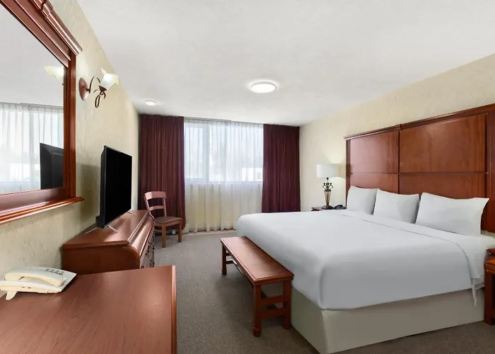 Howard Johnson By Wyndham Toluca